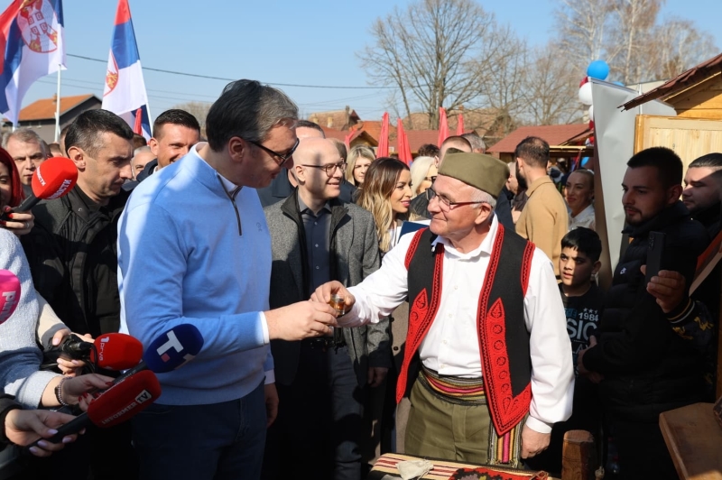 Predsednik Srbije Aleksandar Vucic cuvamo nas narod na Kosovu i Metohiji