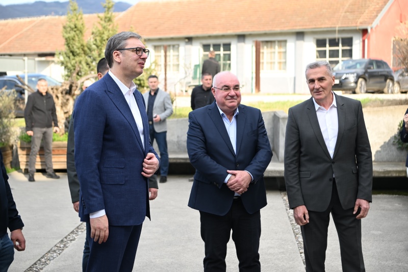 Predsednik Srbije Aleksandar Vucic Krecemo da radimo put Bajina Basta-Uzice