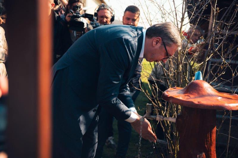 Predsednik Srbije Aleksandar gradice se brza saobracajnica od Pozege do Uzica