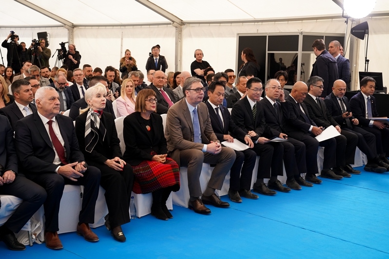 Predsednik Srbije Aleksandar Vucic Kamen temeljac za Tojo centar oznacava zajednicku viziju Srbije i Japana
