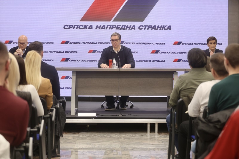 Predsednik Srbije Aleksandar Vucic jedva smo danas izbegli ogromno zlo