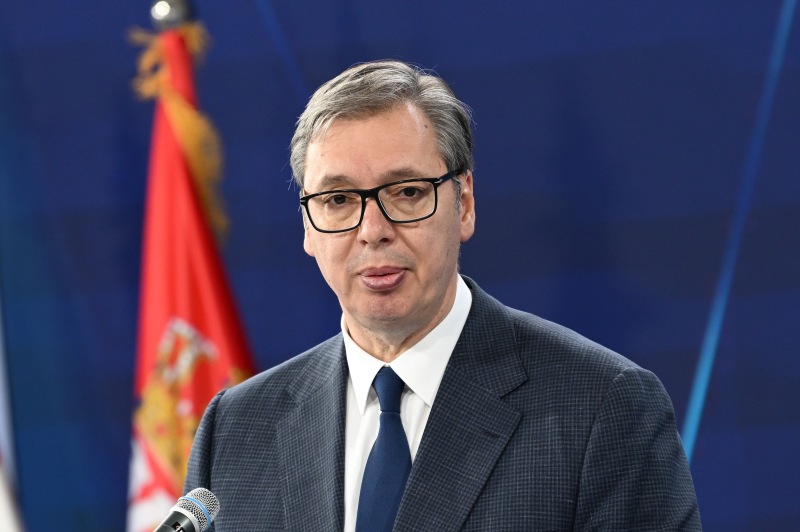 Predsednik Srbije Aleksandar Vucic postavljamo temelje za podizanje dobre kuce