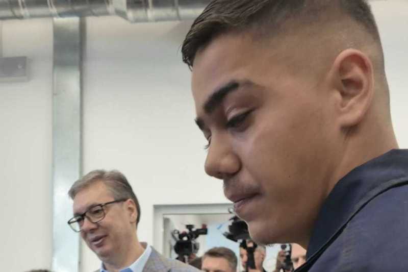 Predsednik Srbije Aleksandar Vucic ulaganje u dualno obrazovanje je vazno