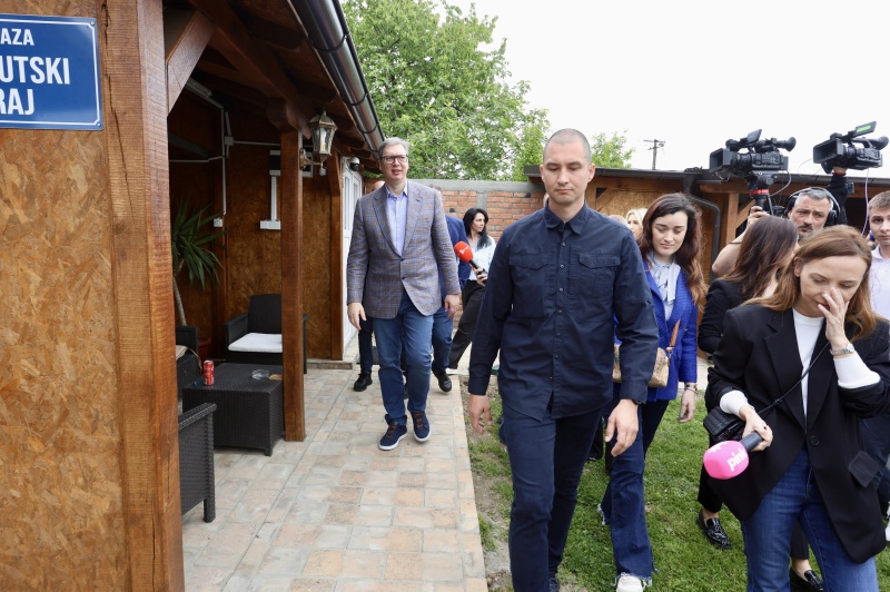 Predsednik Srbije Aleksandar Vucic na izborima ljudi biraju svoju buducnost