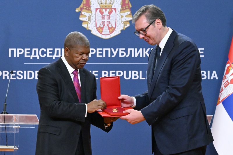 Predsednik Srbije Aleksandar Vucic Najblizi politicki odnosi Srbije i Angole