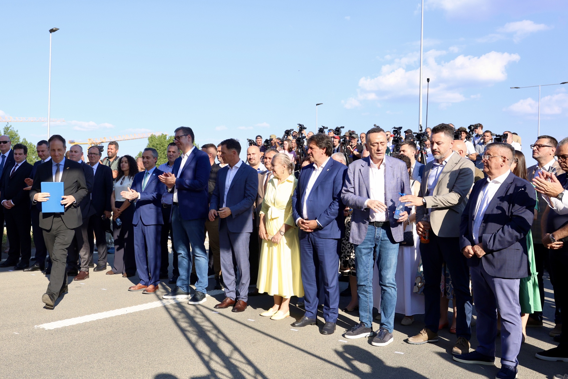 Predsednik Srbije Aleksandar Vucic Nastavljamo da postizemo velike rezultate