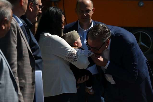 Predsednik Srbije Aleksandar Vucic vazno je da cujemo potrebe gradjana