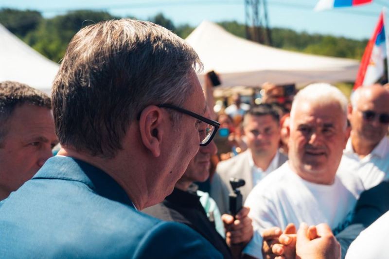 Predsednik Srbije Aleksandar Vucic vazno je da cujemo potrebe gradjana