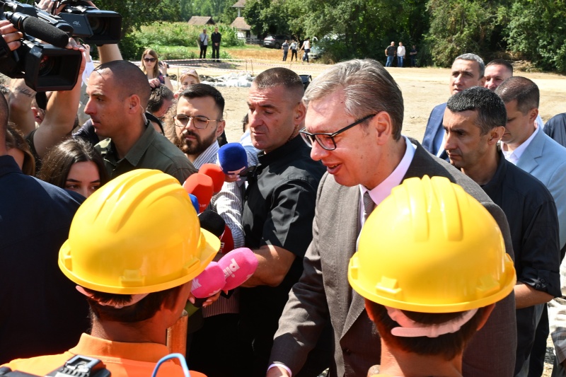 Predsednik Srbije Aleksandar Vucic most kod Svilajnca bice zavrsen za manje od dve godine