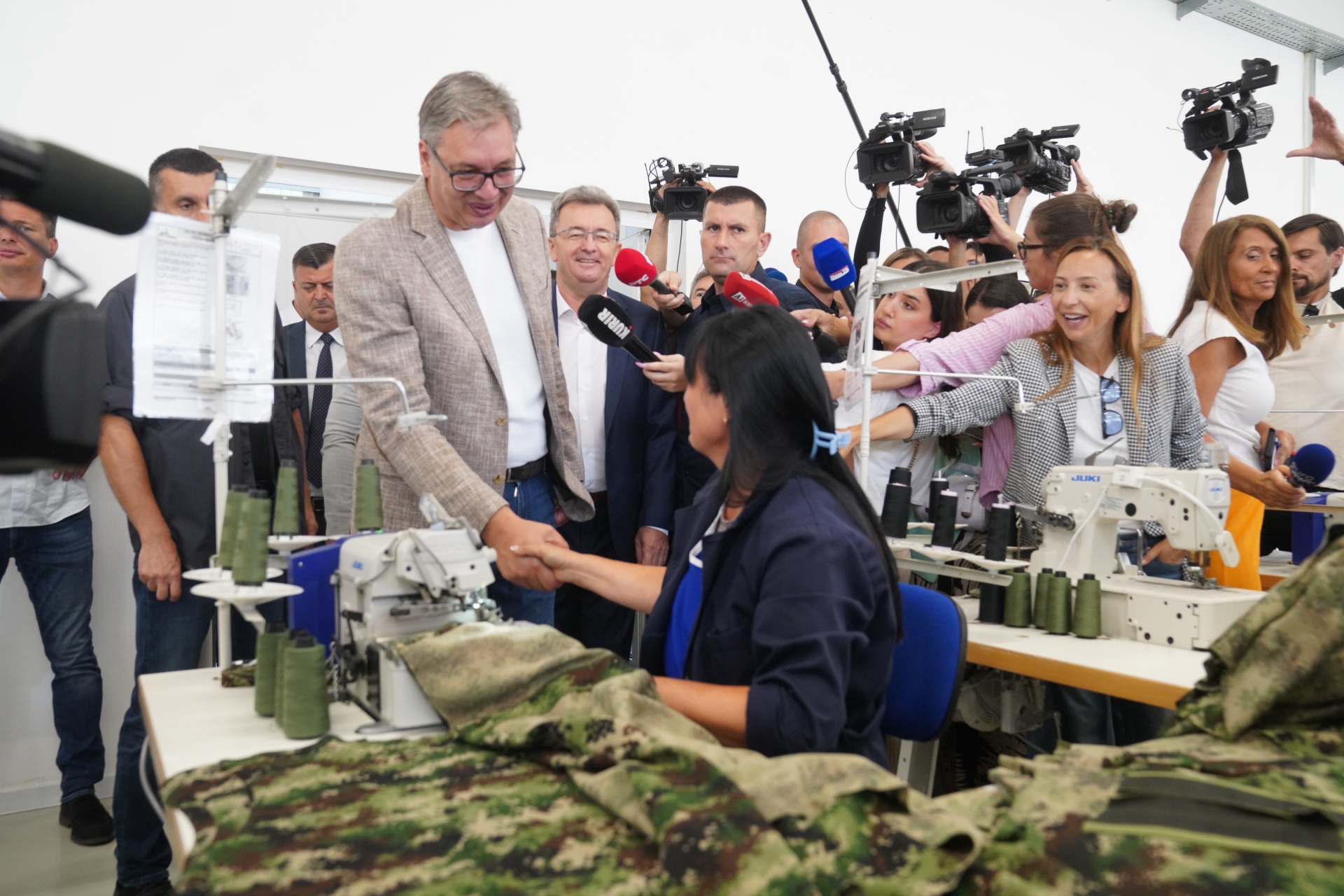 Predsednik Srbije Aleksandar Vucic Vucic Posle 50 godina radimo puteve u kursumlijskom kraju