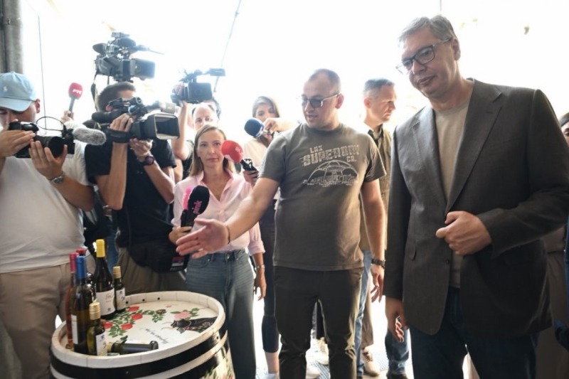 Predsednik Srbije Aleksandar Vucic Teska konkurencija u vinskoj industriji