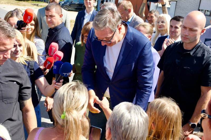 Predsednik Srbije Aleksandar Vucic ako se promeni vlast, vodice vas na koncerte Tompsona