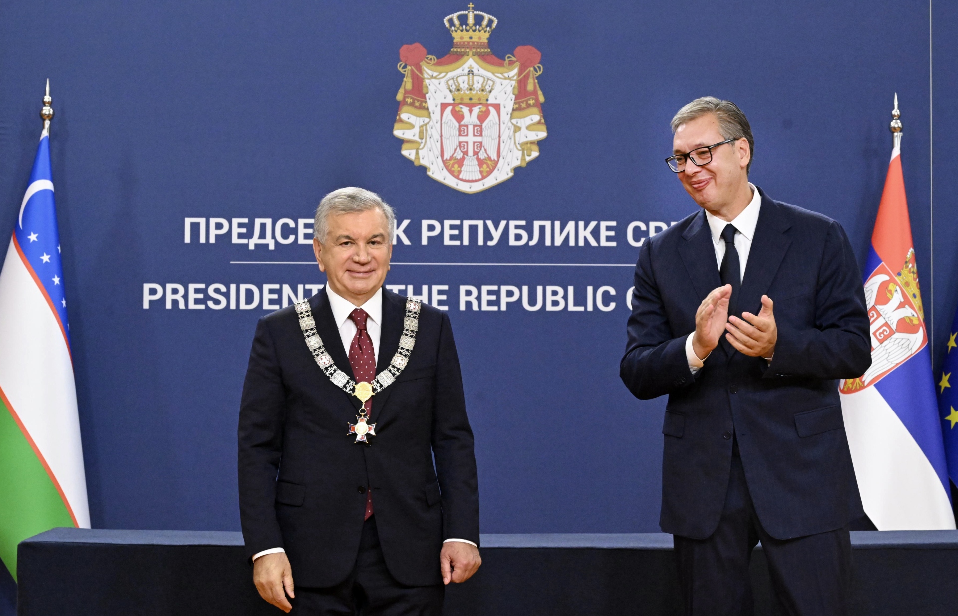 "Посебну вредност тим односима давао је и даје ваш лични однос према Републици Србији. Доследно се залажете за развој пријатељских и партнерских односа са Србијом, нарочито у периоду после нашег прошлогодишњег сусрета у Ташкенту, којим је окренута нова страница у историји односа наших две земље. Ваша узвратна посета Београду је снажна потврда посебне блискости коју смо изградили између Србије и Узбекистана и јасан показатељ наше заједничке жеље да те односе додатно унапређујемо у политичкој, економској, културној и свакој другој области од заједничког интереса", рекао је председник Вучић.
