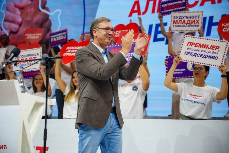 Predsednik Srbije Aleksandar Vucic U Zajecaru ce se sklapati Lazar 3